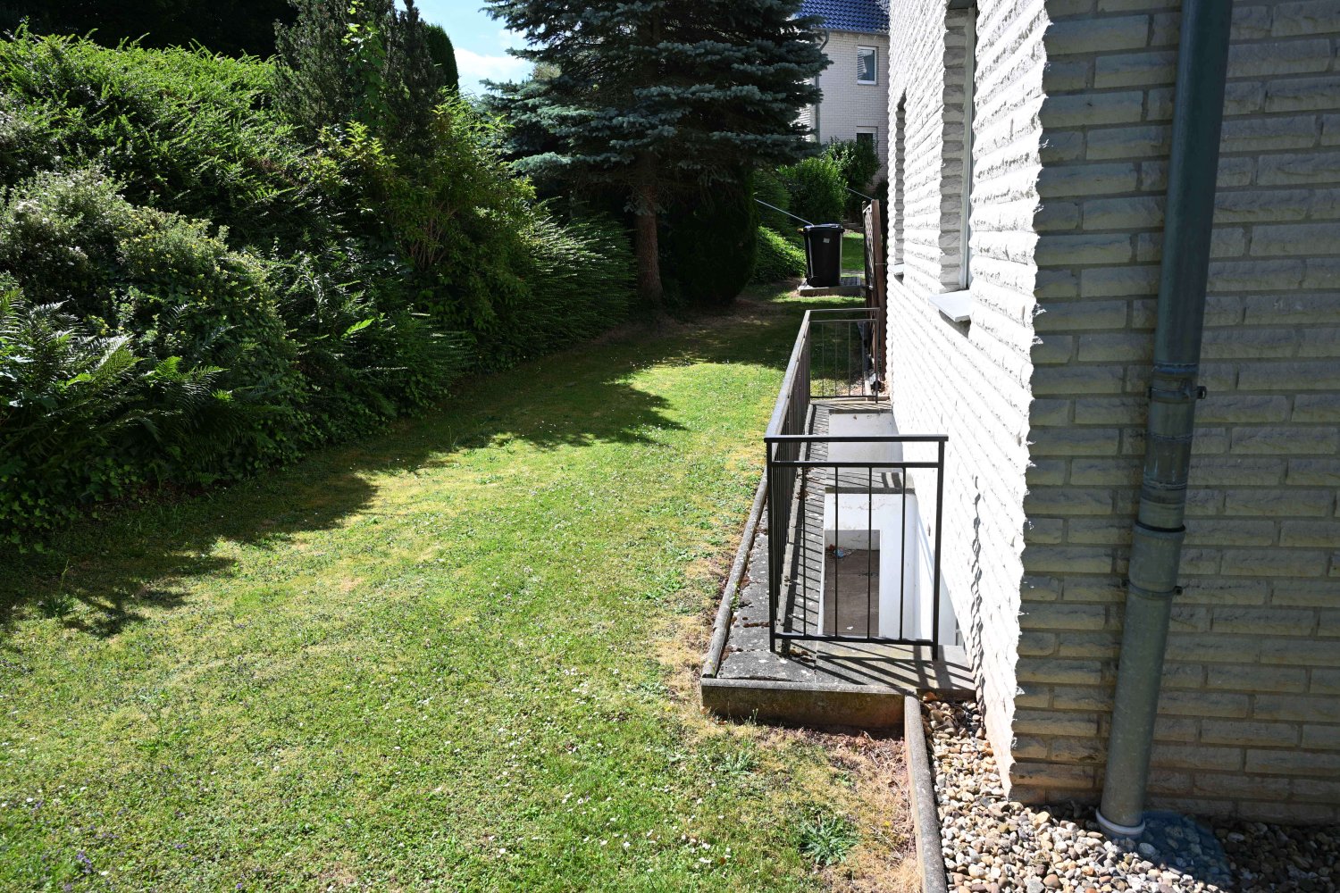 Apartamento de 2 dormitorios en Duren, Germany No. 239654