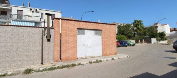 Квартира с 2 спальнями в Лучера, Италия № 138371 4