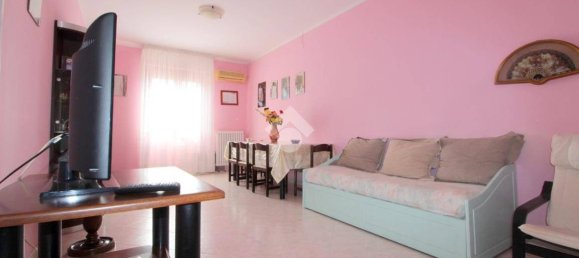 Квартира с 2 спальнями в Лучера, Италия № 138371 11