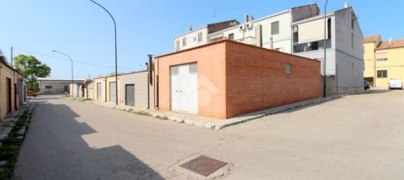 Квартира с 2 спальнями в Лучера, Италия № 138371 19