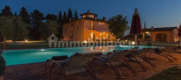 4 bedrooms Villa in Peccioli, Italy No. 79774 6