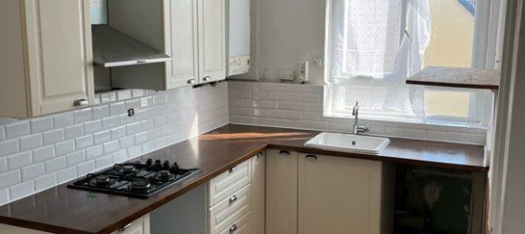 3 chambres Appartement à Persan, France No. 321005 3