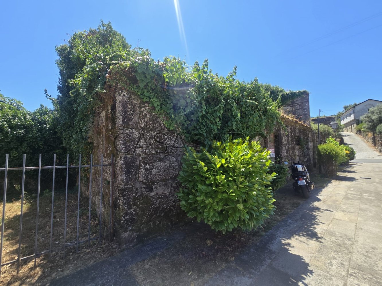 Земельный участок с 4 спальнями в Понти да Барка, Португалия № 272403