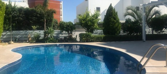 4 bedrooms Villa in Limassol, Cyprus No. 1991 15