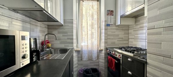 2 bedrooms Apartment in Ancona, Italy No. 314549 3