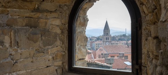 4 غرف نوم قلاع في Trieste, Italy رقم 72614 2