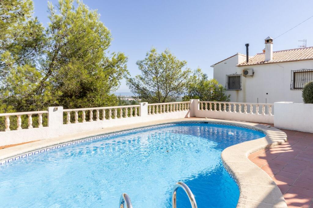 Villa T4 em La Font D'en Carros, Spain N.º 205515