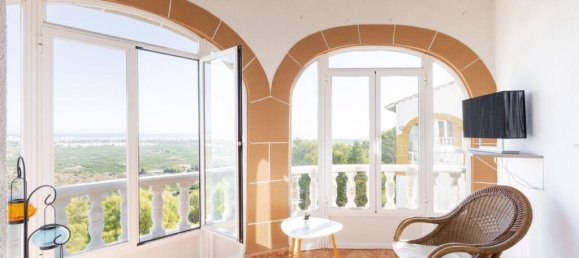 4 Schlafzimmer Villa in La Font D'en Carros, Spain, Nr. 205515 30