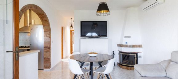 4 Schlafzimmer Villa in La Font D'en Carros, Spain, Nr. 205515 5