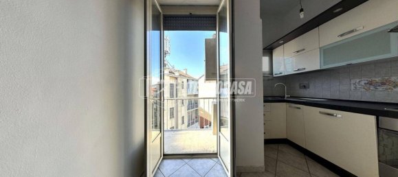 Квартира с 1 спальней в Турин, Италия № 196690 8