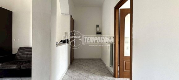 Квартира с 1 спальней в Турин, Италия № 196690 5