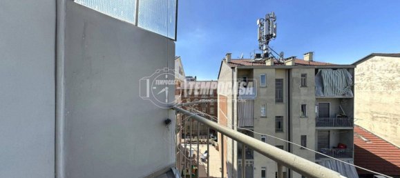 Квартира с 1 спальней в Турин, Италия № 196690 13