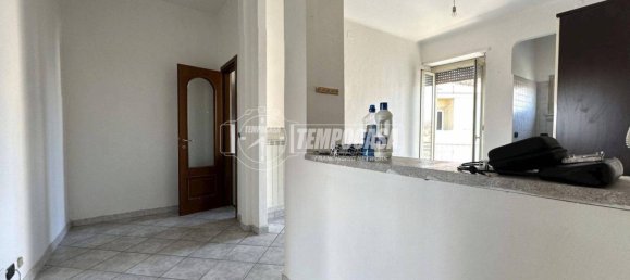 Квартира с 1 спальней в Турин, Италия № 196690 4