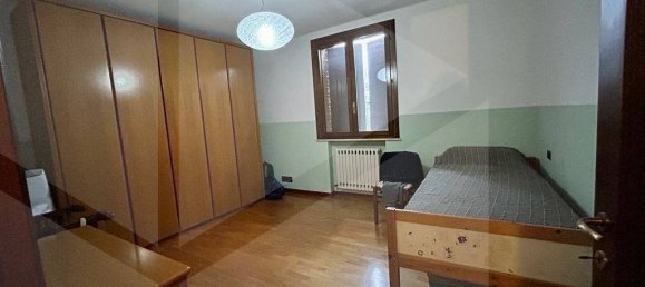 8 rooms House in Modena, Italy No. 28627 12