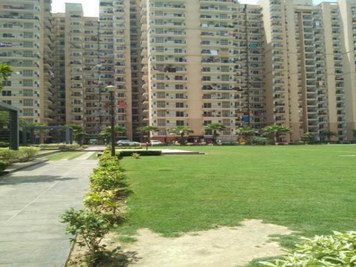 3 bedrooms House in Noida, India No. 65274