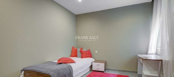 Apartamento de 3 dormitorios en Swieqi, Malta No. 8598 16