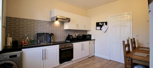 Дом с 2 спальнями в Бернли, Великобритания № 424 4