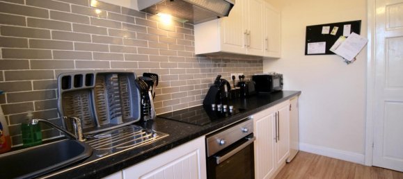 Дом с 2 спальнями в Бернли, Великобритания № 424 2