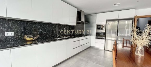 Дом с 5 спальнями в Эмпуриабрава, Испания № 84534 9