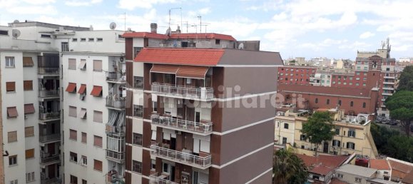 Пентхаус с 2 спальнями в Рим, Италия № 290023 28