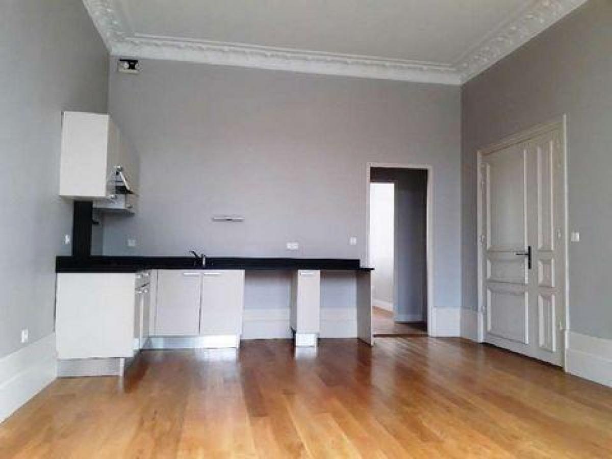 2 bedrooms Condo in Agen, France No. 5666