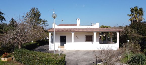 Villa de 5 habitaciónes en Latiano, Italy No. 235311 15