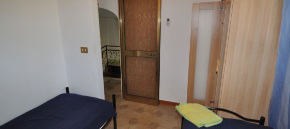 Villa de 5 habitaciónes en Latiano, Italy No. 235311 10