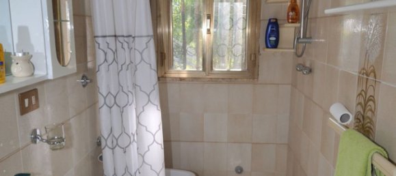 Villa de 5 habitaciónes en Latiano, Italy No. 235311 12