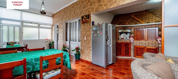 3 bedrooms Villa in Funchal, Portugal No. 127599 9