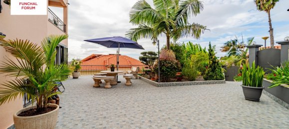 3 bedrooms Villa in Funchal, Portugal No. 127599 5