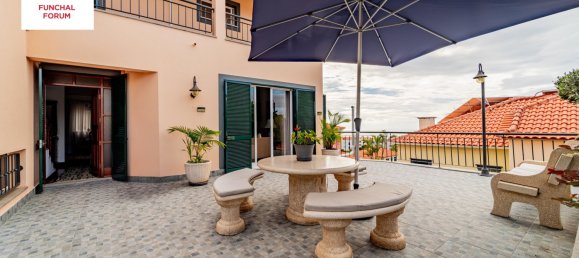 3 bedrooms Villa in Funchal, Portugal No. 127599 6