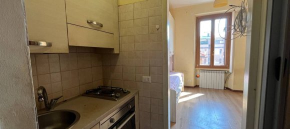 1 bedroom Apartment in Milan, Italy No. 260201 5