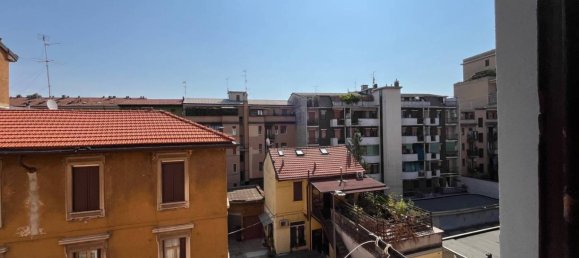 1 bedroom Apartment in Milan, Italy No. 260201 10