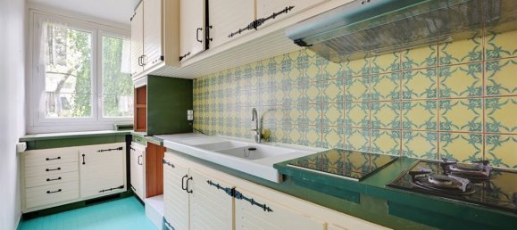 2 bedrooms Apartment in Paris, France No. 175422 5