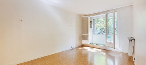 2 bedrooms Apartment in Paris, France No. 175422 13