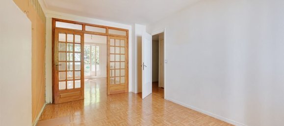 2 bedrooms Apartment in Paris, France No. 175422 15