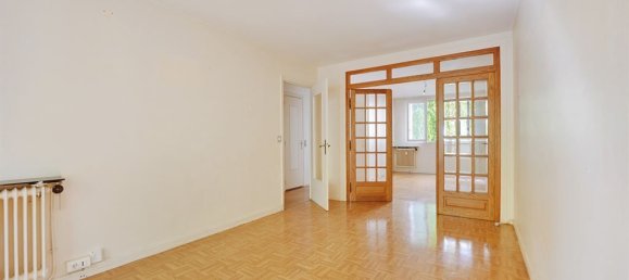 2 bedrooms Apartment in Paris, France No. 175422 6