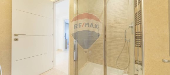 3 bedrooms Apartment in Rome, Italy No. 373304 28