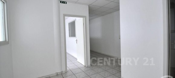  مكتب في Saint-Avold, France 127متر مربع رقم 78190 8