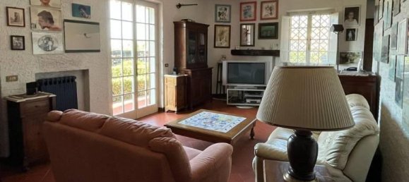 5 rooms Villa in Pietrasanta, Italy No. 172786 18