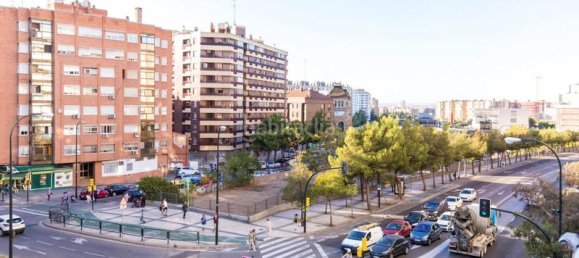 Земельный участок с 4 спальнями в Сарагоса, Испания № 62055 44