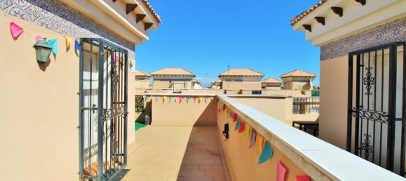 Таунхаус с 3 спальнями в Аликанте, Испания № 174653 25