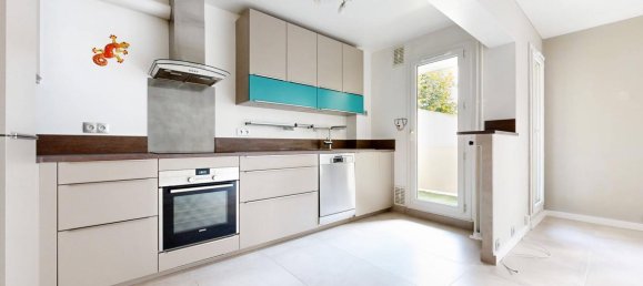 2 bedrooms Apartment in Saint-Maur-des-Fosses, France No. 167961 5