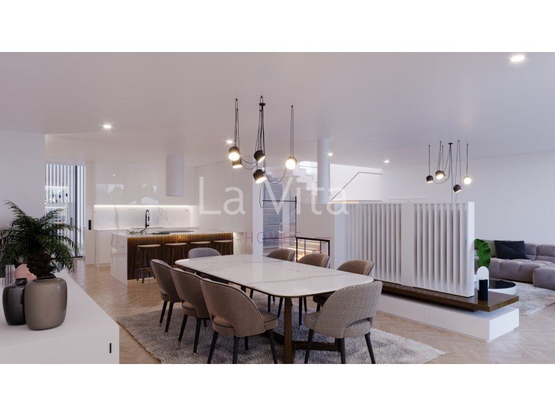 5 bedrooms Villa in Cascais, Portugal No. 170534