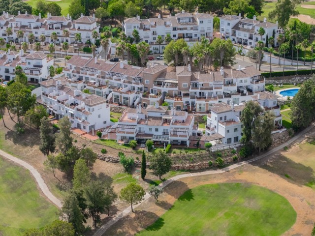 Villa T4 em Alhaurin de la Torre, Spain N.º 133543