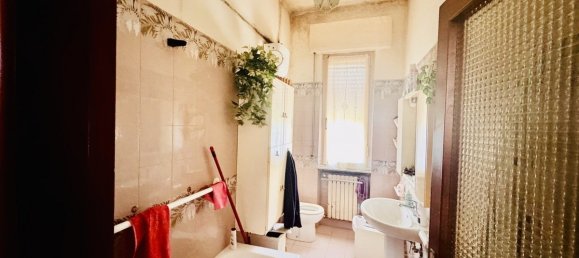 Villa de 4 dormitorios en San Benedetto del Tronto, Italy No. 232935 13