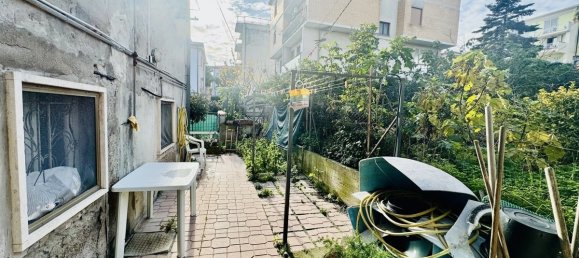 Villa de 4 dormitorios en San Benedetto del Tronto, Italy No. 232935 26