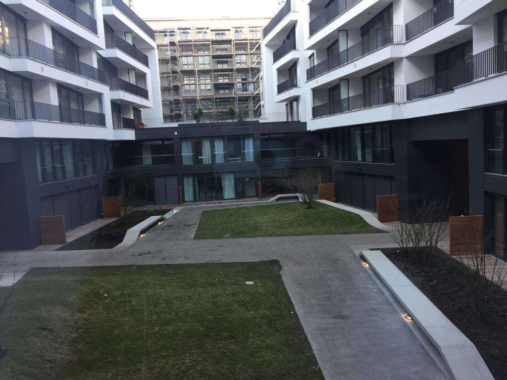 Apartamento de 2 dormitorios en Mitte, Germany No. 363090