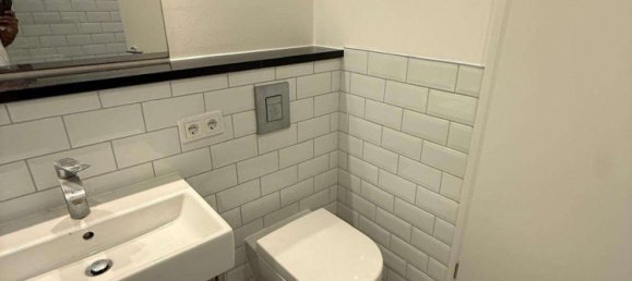 Apartamento de 2 dormitorios en Mitte, Germany No. 363090 12