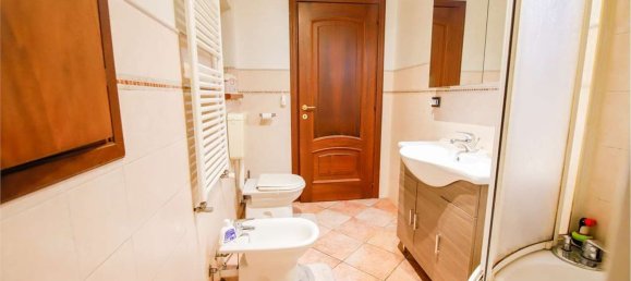 Дом с 2 комнатами в Саласса, Италия № 88275 22